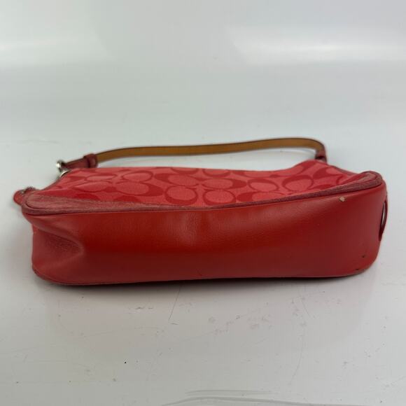 レディース Coach Signature Accessory Pouch Bag red
